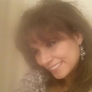 Meet your Posher, Sherry